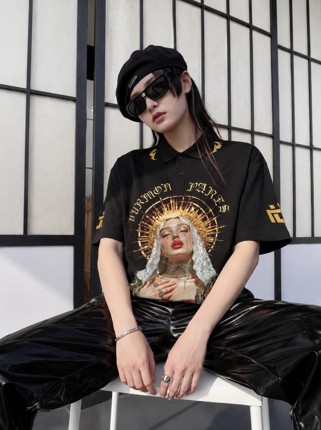 WOMEN JESUS